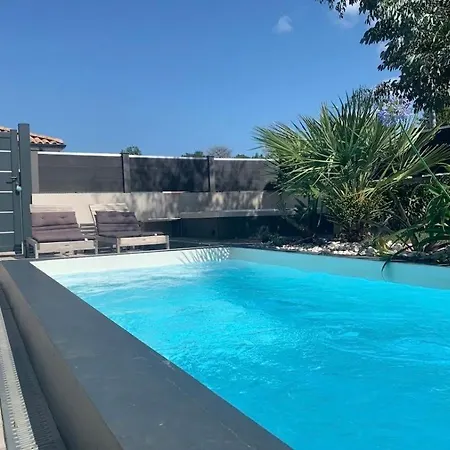 Madeleine - Piscine *