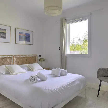 Madeleine - Piscine Vakantiehuis Gujan-Mestras