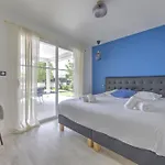 Vakantiehuis Madeleine - Piscine *
