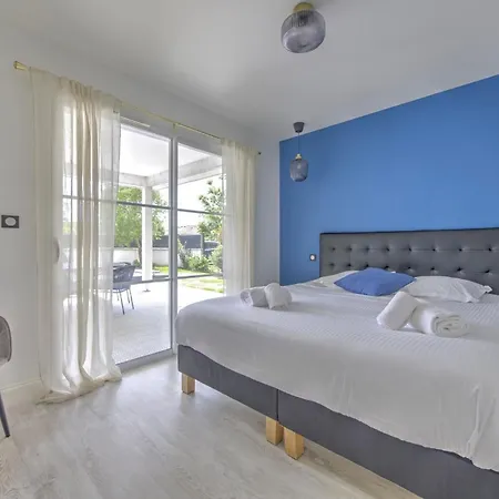 Holiday home Madeleine - Piscine *